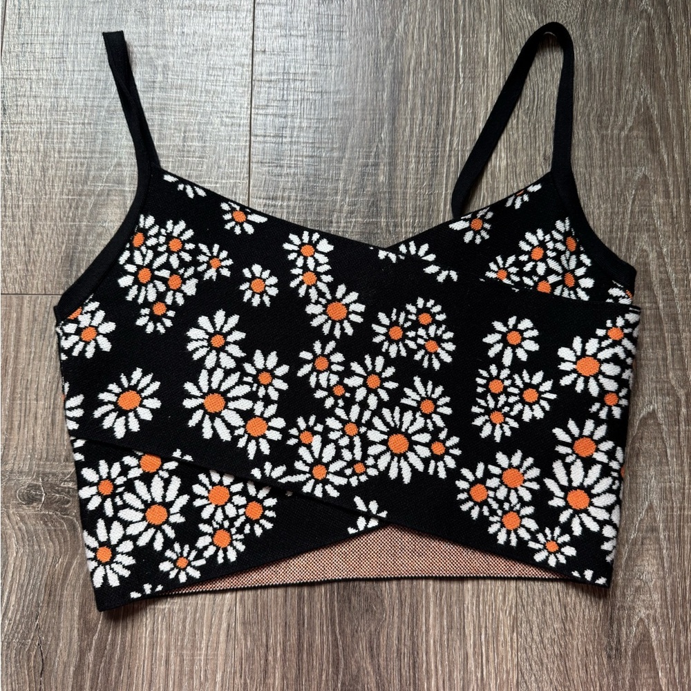 NWOT Maeve by Anthropologie Black and White Daisy Cropped Tank